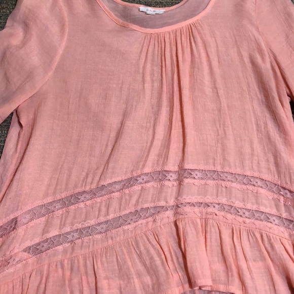 🆕🎉 SALE! GORGEOUS Peach Boho Top - Picture 2 of 4